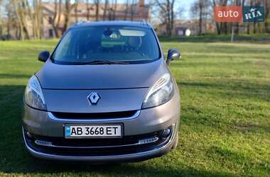 Мінівен Renault Grand Scenic 2012 в 
