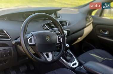 Мінівен Renault Grand Scenic 2012 в 