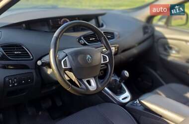 Мінівен Renault Grand Scenic 2012 в 