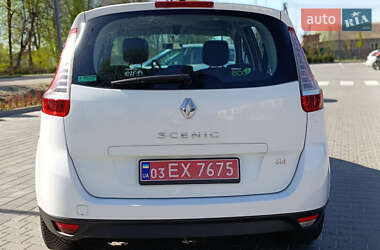 Минивэн Renault Grand Scenic 2011 в 