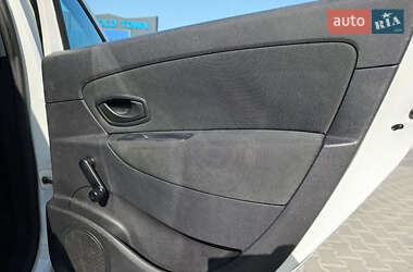 Минивэн Renault Grand Scenic 2011 в 