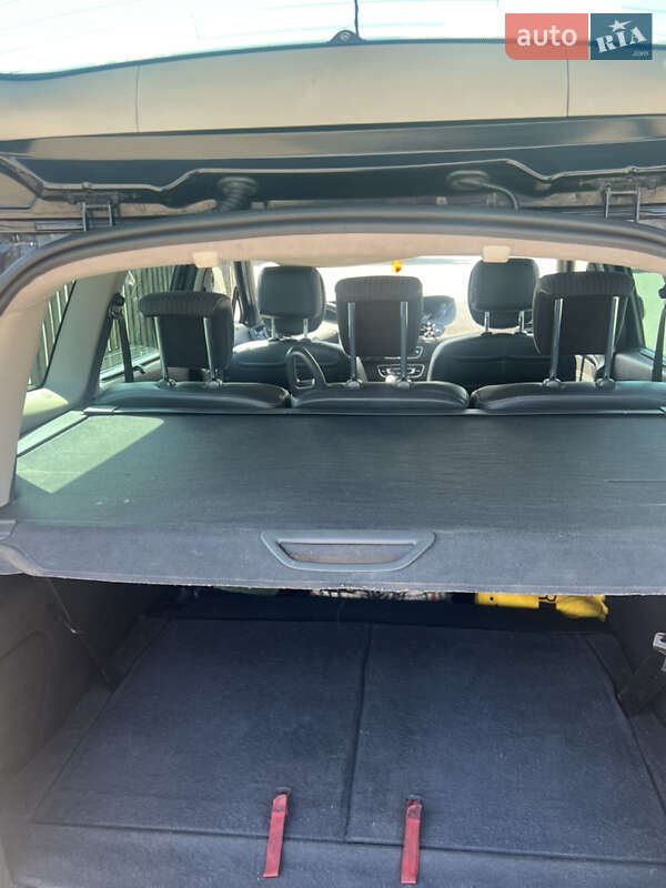 Мінівен Renault Grand Scenic 2011 в Львові