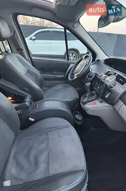 Минивэн Renault Grand Scenic 2005 в 