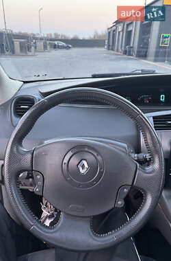 Минивэн Renault Grand Scenic 2005 в 