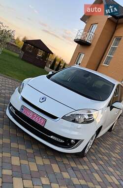 Минивэн Renault Grand Scenic 2012 в 