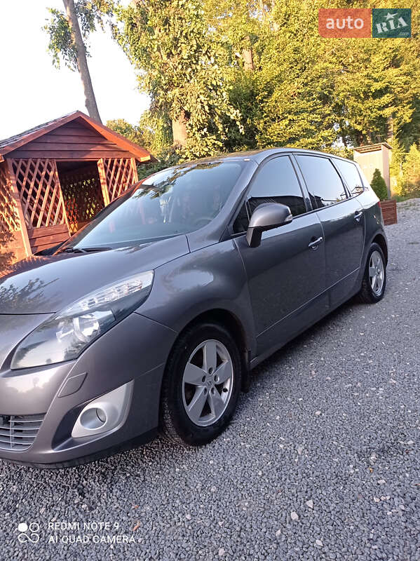Минивэн Renault Grand Scenic 2011 в Тернополе