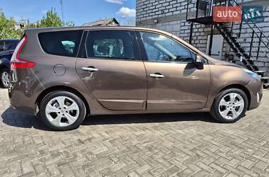 Мінівен Renault Grand Scenic 2010 в 