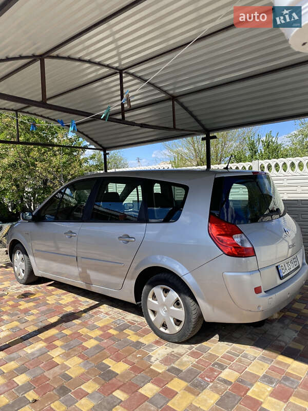 Минивэн Renault Grand Scenic 2006 в 