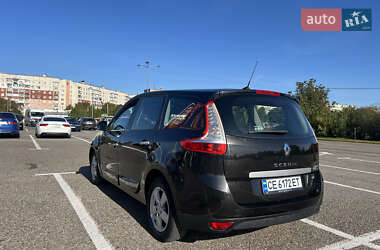 Минивэн Renault Grand Scenic 2010 в 