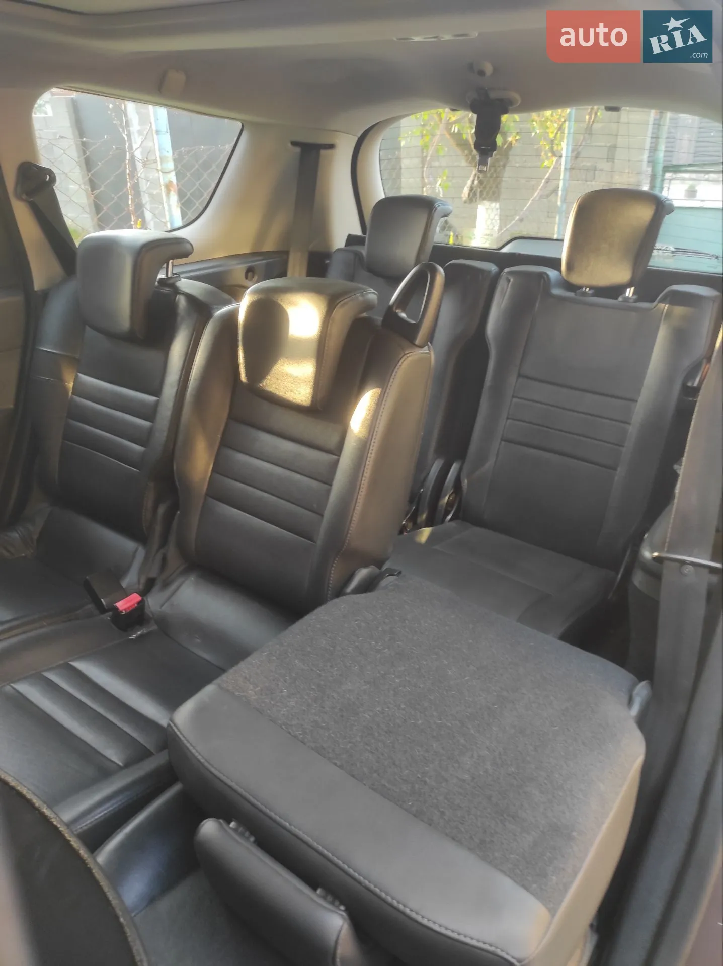 2010 Renault Scenic - мініатюра 16