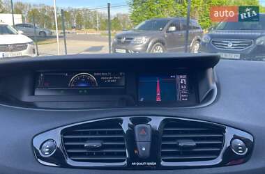 Минивэн Renault Grand Scenic 2012 в 