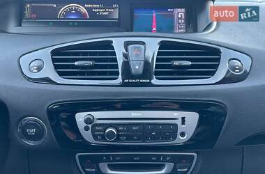 Минивэн Renault Grand Scenic 2012 в 