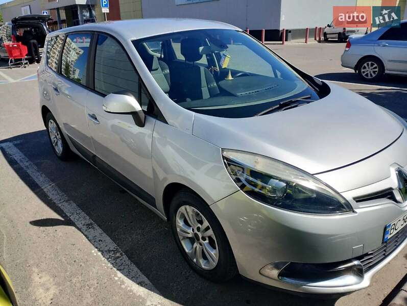 Renault Grand Scenic 2013