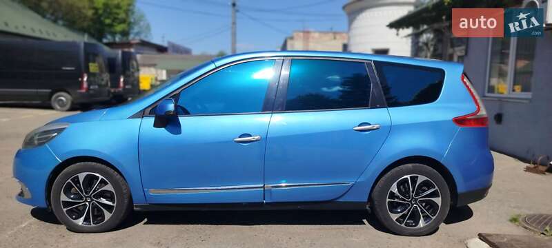 Мінівен Renault Grand Scenic 2012 в Чернівцях