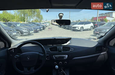 Минивэн Renault Grand Scenic 2012 в 