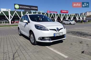 Минивэн Renault Grand Scenic 2012 в 