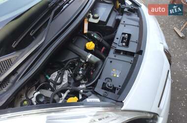 Минивэн Renault Grand Scenic 2012 в 