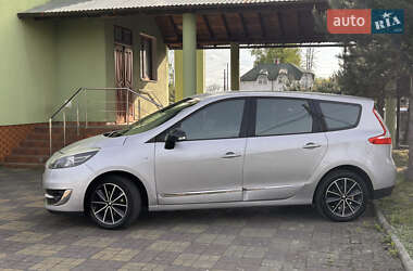 Минивэн Renault Grand Scenic 2012 в 