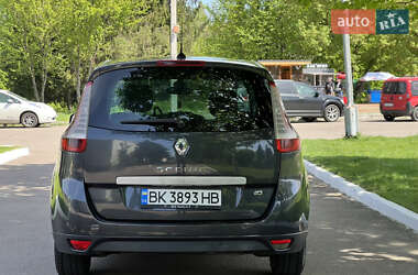 Минивэн Renault Grand Scenic 2009 в 