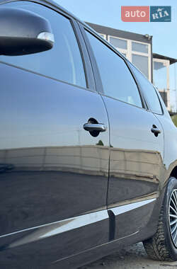 Мінівен Renault Grand Scenic 2013 в 