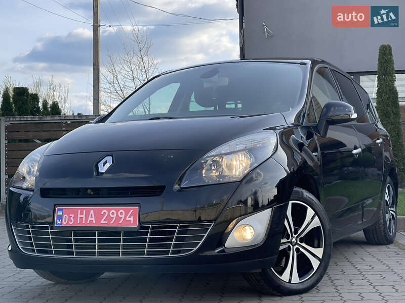 Мінівен Renault Grand Scenic 2012 в Стрию