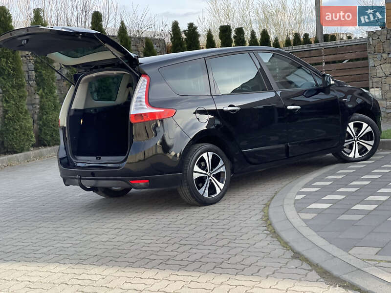 Мінівен Renault Grand Scenic 2012 в Стрию