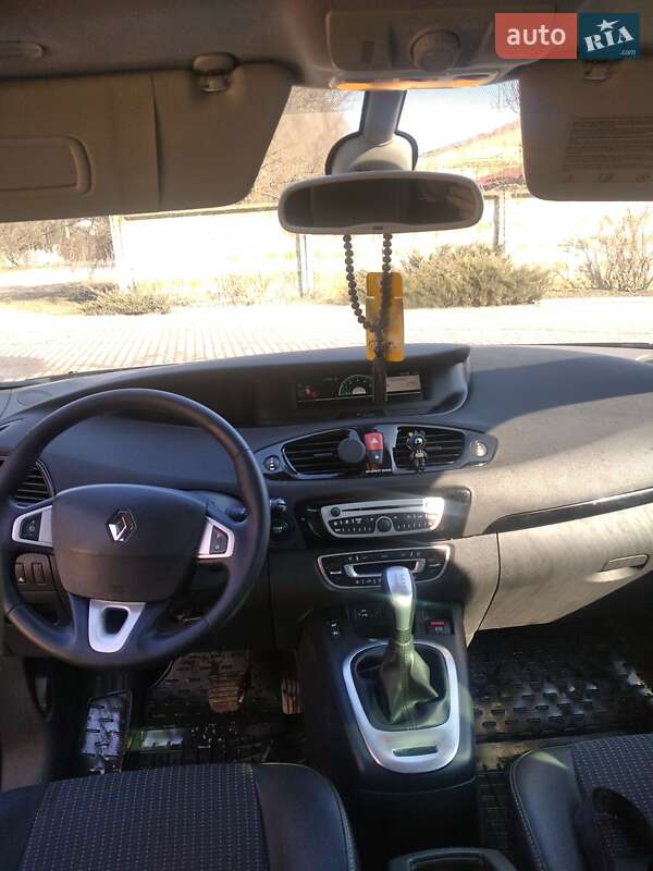 Минивэн Renault Grand Scenic 2011 в Изяславе