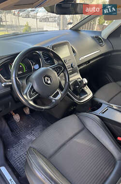 Минивэн Renault Grand Scenic 2016 в 