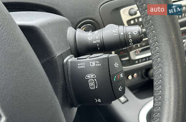 Минивэн Renault Grand Scenic 2011 в 