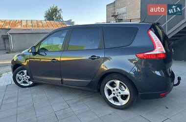 Минивэн Renault Grand Scenic 2010 в 