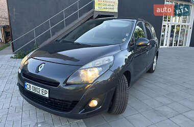 Минивэн Renault Grand Scenic 2010 в 