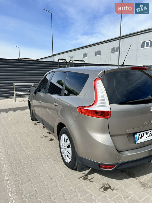 Минивэн Renault Grand Scenic 2010 в Житомире