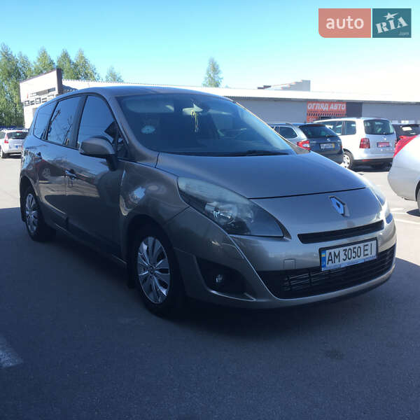 Минивэн Renault Grand Scenic 2010 в Житомире