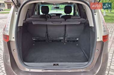 Мінівен Renault Grand Scenic 2010 в 