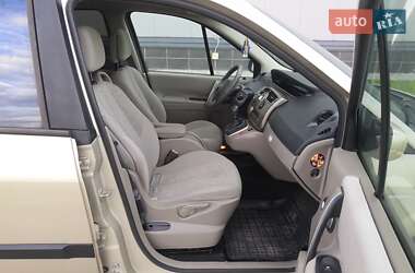 Минивэн Renault Grand Scenic 2006 в 