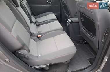 Минивэн Renault Grand Scenic 2014 в 