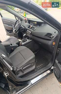Мінівен Renault Grand Scenic 2011 в 