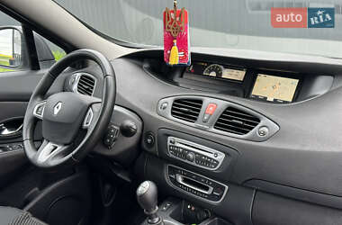 Минивэн Renault Grand Scenic 2011 в 