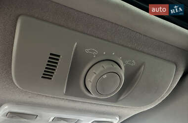 Минивэн Renault Grand Scenic 2011 в 