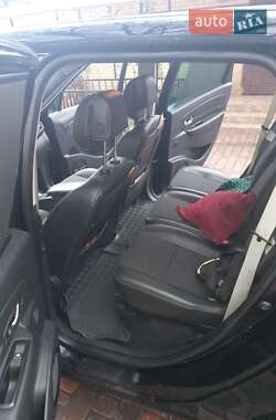 Минивэн Renault Grand Scenic 2013 в 