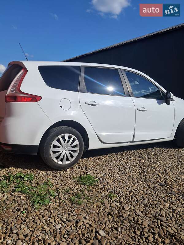 Минивэн Renault Grand Scenic 2014 в Львове