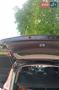 Мінівен Renault Grand Scenic 2010 в 