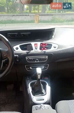 Мінівен Renault Grand Scenic 2010 в 