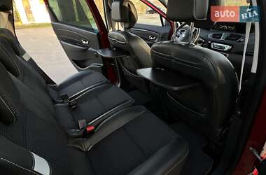 Минивэн Renault Grand Scenic 2012 в 