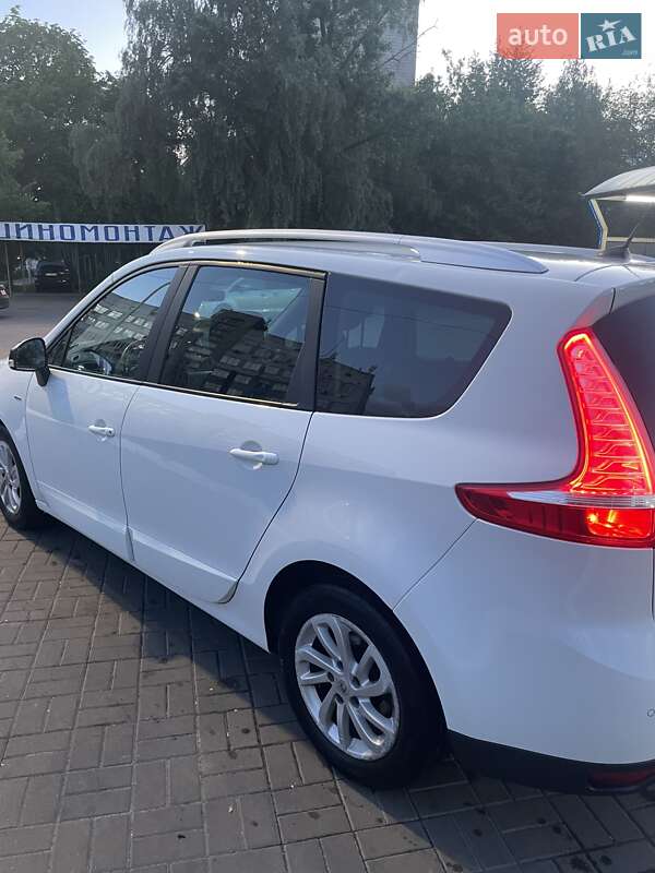 Мінівен Renault Grand Scenic 2014 в Києві