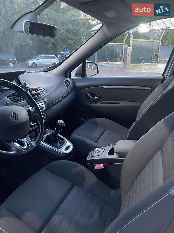 Мінівен Renault Grand Scenic 2014 в Києві