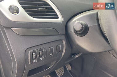 Мінівен Renault Grand Scenic 2010 в 