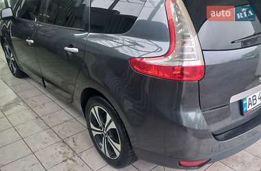 Мінівен Renault Grand Scenic 2011 в 