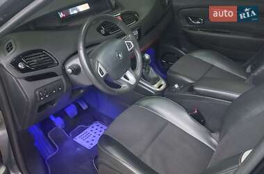 Мінівен Renault Grand Scenic 2011 в 