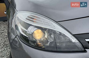 Мінівен Renault Grand Scenic 2015 в 